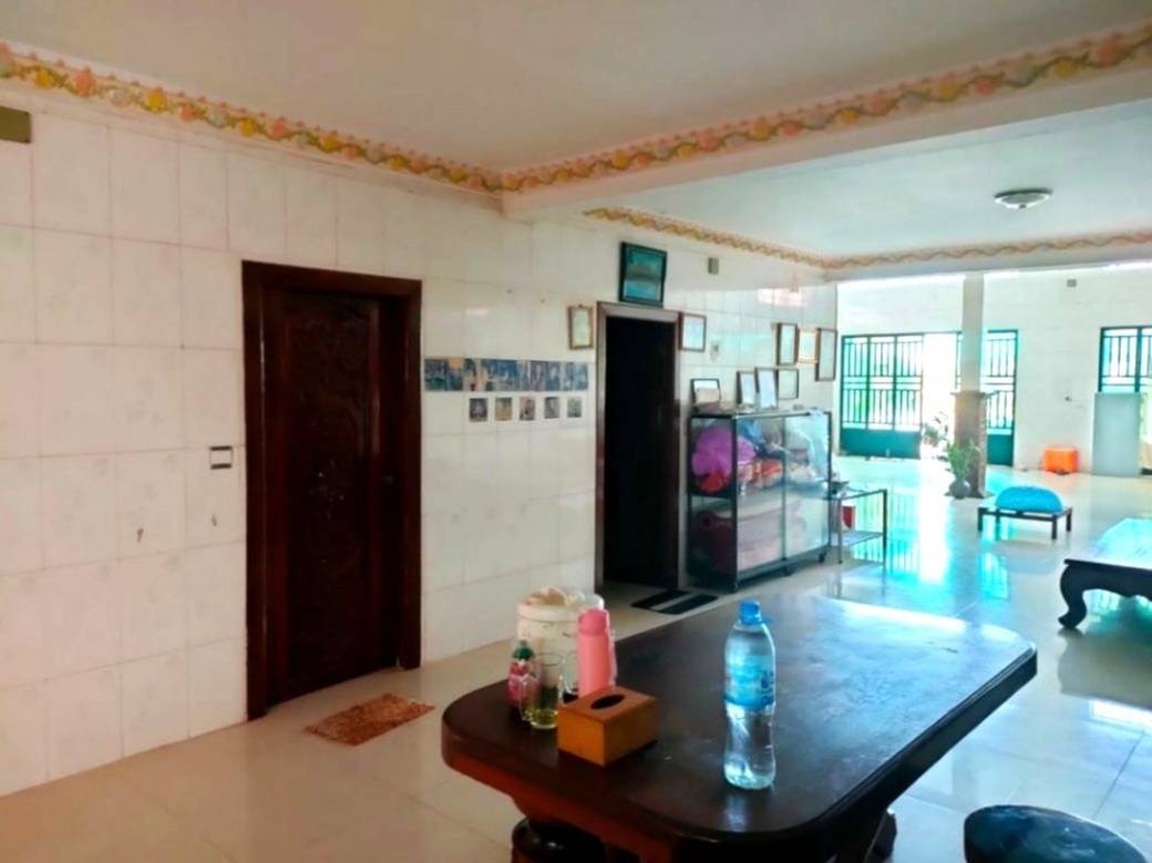 592 sqm Land Size House and lot Na prodej