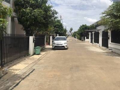 200 sqm Land Size Vila Na prodej