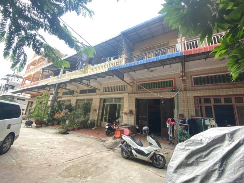 联排住宅出售，位于长夏下社分区, 棉芷区, 金边