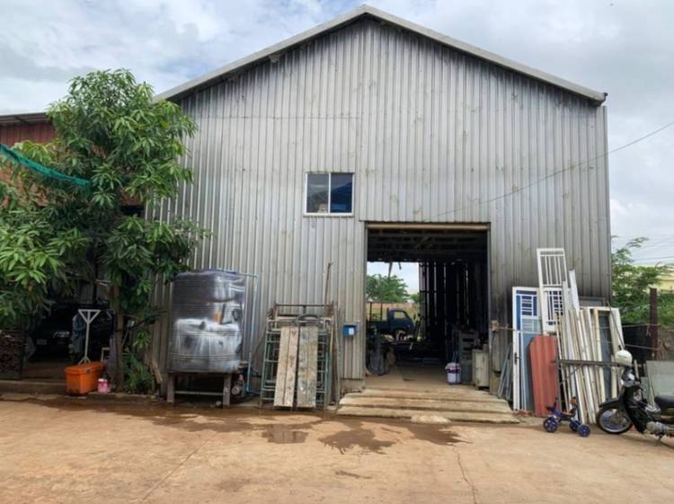 ឃ្លាំង សំរាប់លក់ នៅ Prey Sa, Dangkao, Phnom Penh
