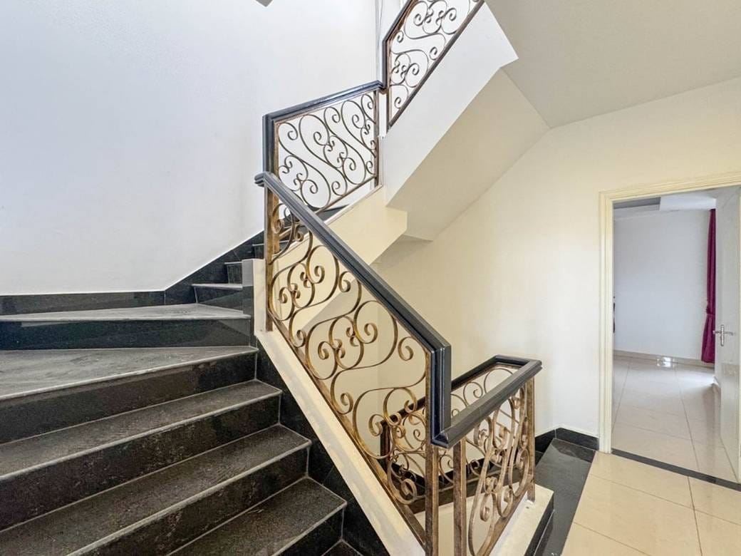 Ou Baek K'am Vila For Sale & Rent in Ou Baek K'am
