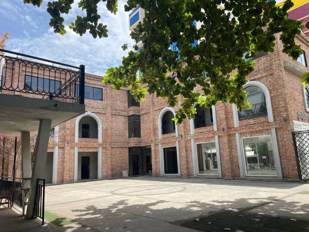 Shophouse K pronájmu in Boeung Kak 1, Toul Kork, Phnom Penh
