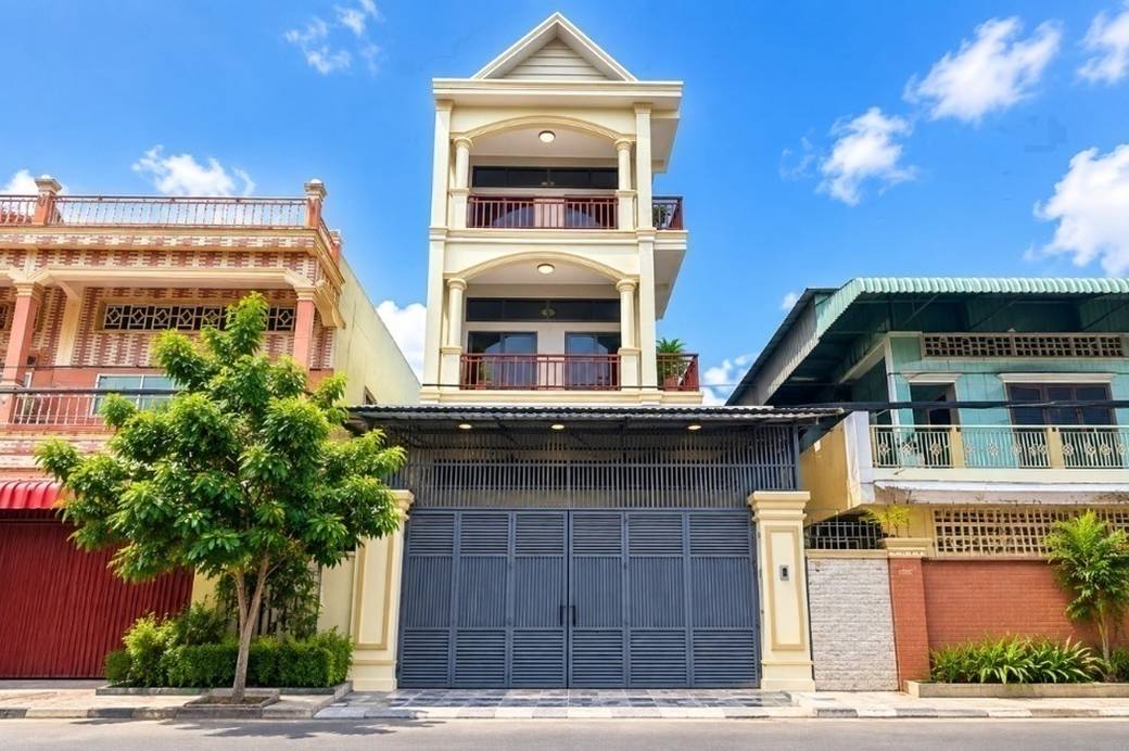 🏡 House for Sale in Tuol Kork