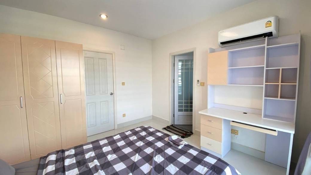 Řadový dům For Sale & Rent in Chrang Chamres I, Russey Keo, Phnom Penh
