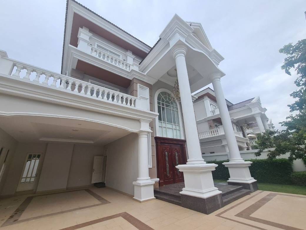 Borey Peng Huoth: The Star Platinum Euro Ville | $2,300 别墅