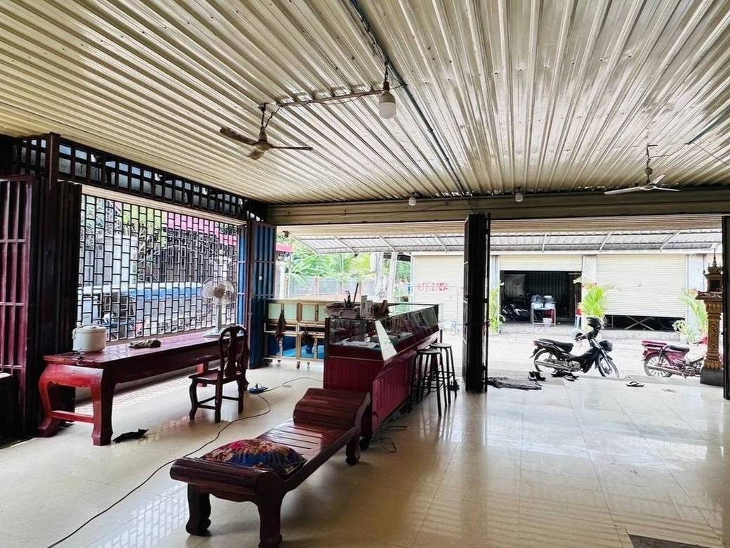 Khsach Kandal197.76平方米使用面积House and lot出售