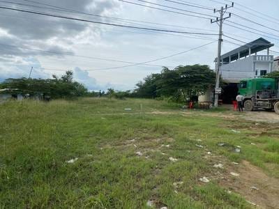 Pozemky Na prodej in Chbar Mon $600,000
