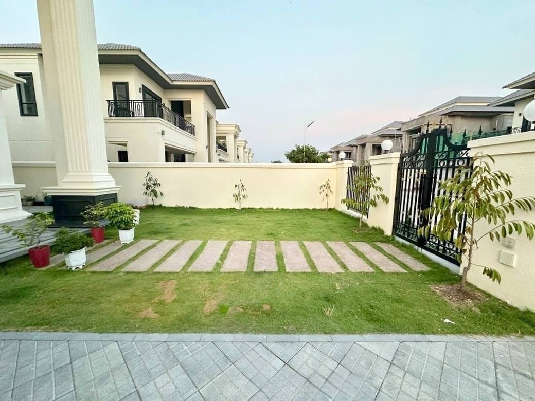225 sqm Living Size Vila Na prodej in Mukh Kampul