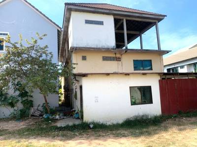 450 sqm Living Size House and lot Na prodej in Siem Reap