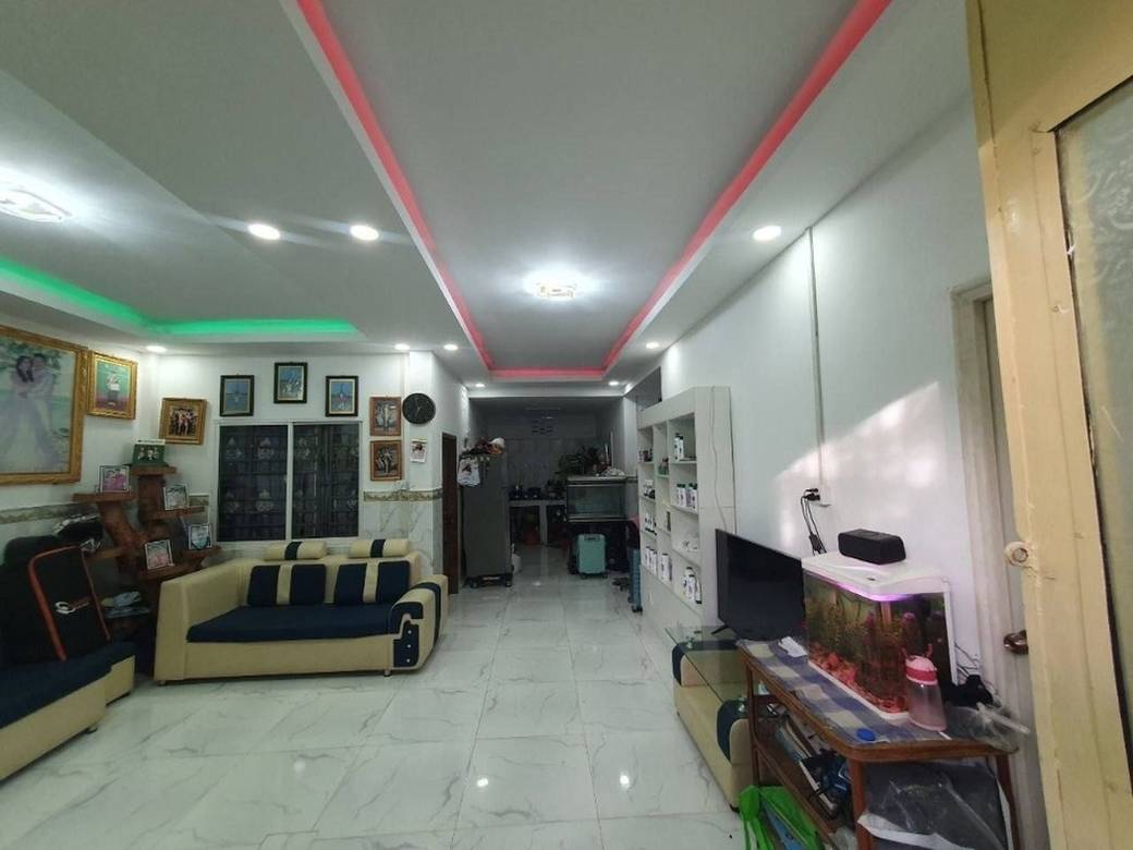 140 sqm Living Size House and lot Na prodej in Dangkao