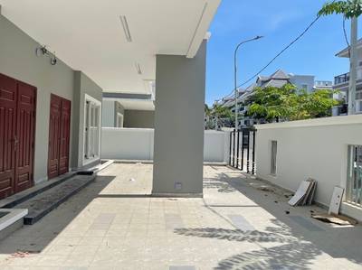 336 sqm Land Size Dvojvila Na prodej