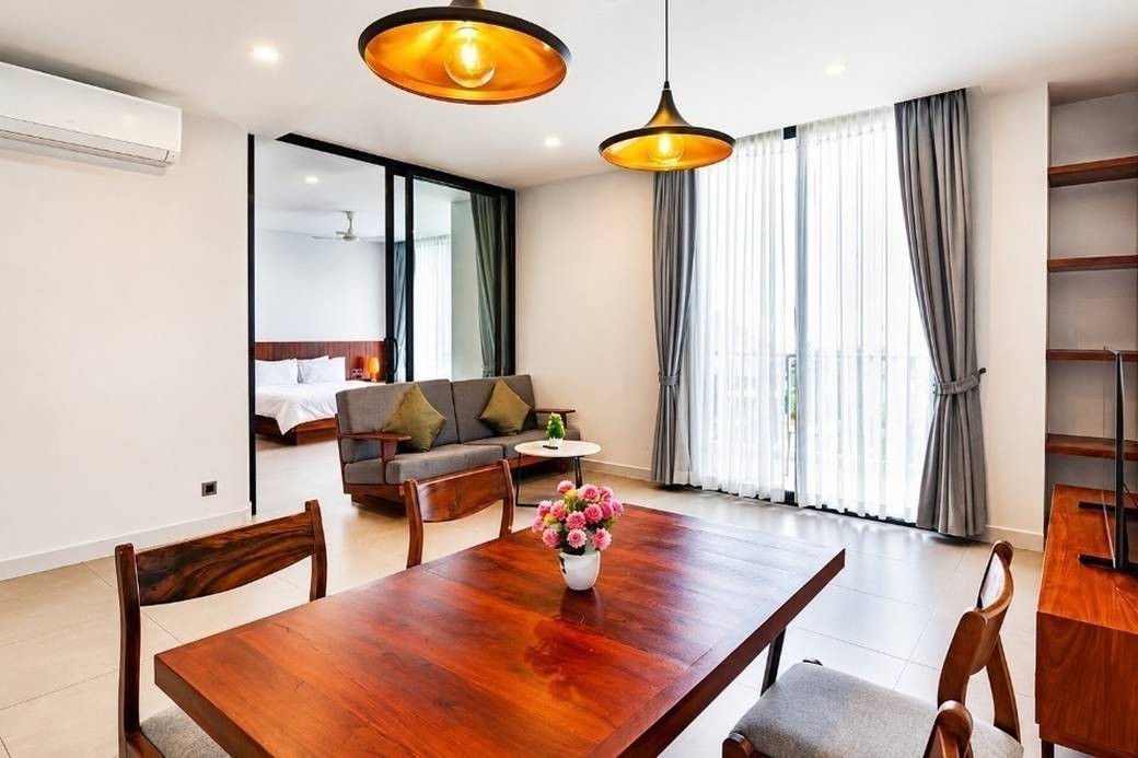 Apartment For Rent with 9 Parking Space