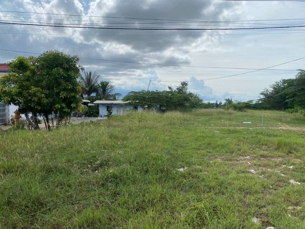 1,183 sqm Land Size Pozemky Na prodej
