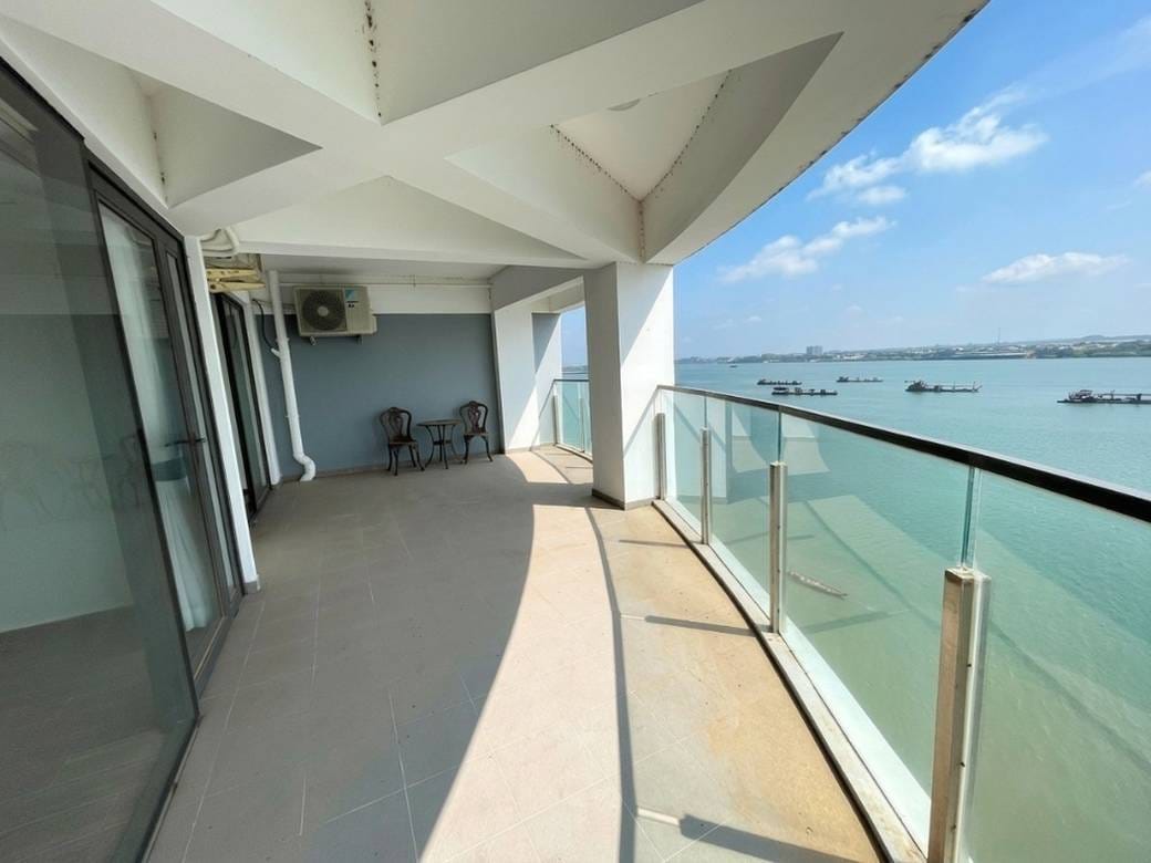 Condo For Rent in Chroy Changvar, Phnom Penh