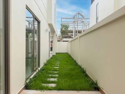 $250,000 Dvojvila