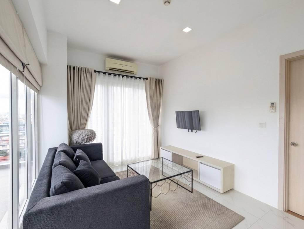 PS Crystal Condominium | Zařízeno Condo Na prodej