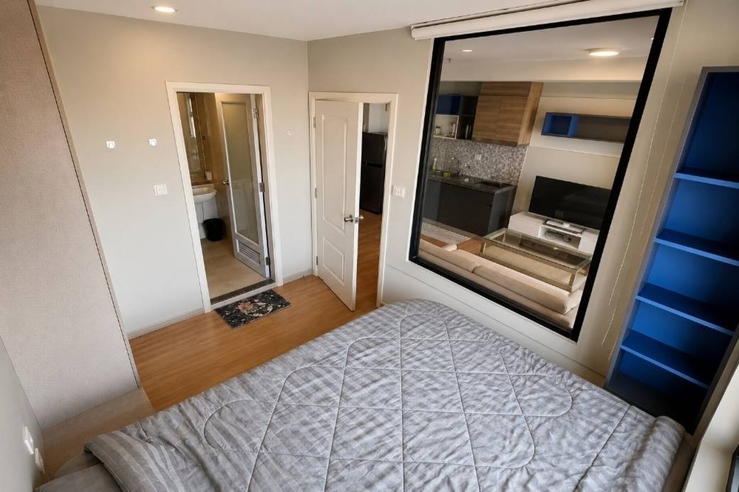30 sqm Living Size Condo For Rent in Chbar Ampov