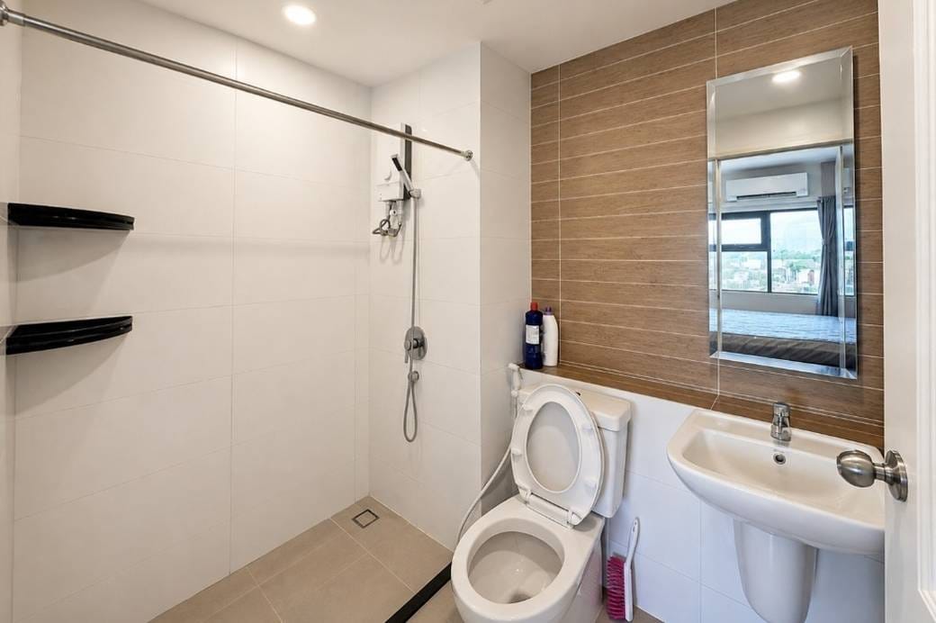 Condo For Rent in Nirouth, Chbar Ampov, Phnom Penh