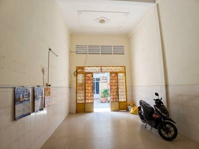 Chak Angrae Kraom Flat House Na prodej in Chak Angrae Kraom