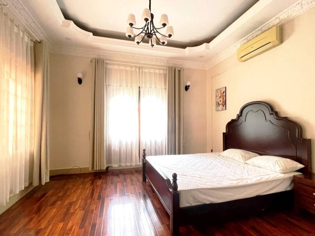 BKK 1 Villa For Rent in BKK 1