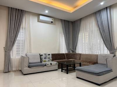 Borey Peng Huoth: The Star Platinum Mercurean I | Maison en rangée À louer de 136 m² de terrain