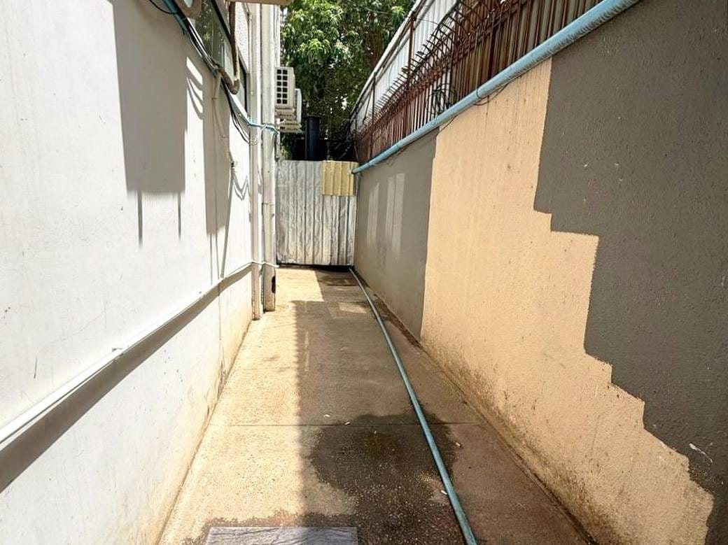 152 sqm Living Size Shophouse K pronájmu in Boeng Keng Kang