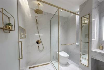 Vue Aston | Condo For Sale with 2 Parking Space