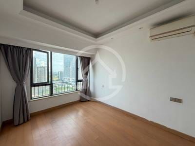 R&F CITY | Zařízeno Condo For Sale & Rent