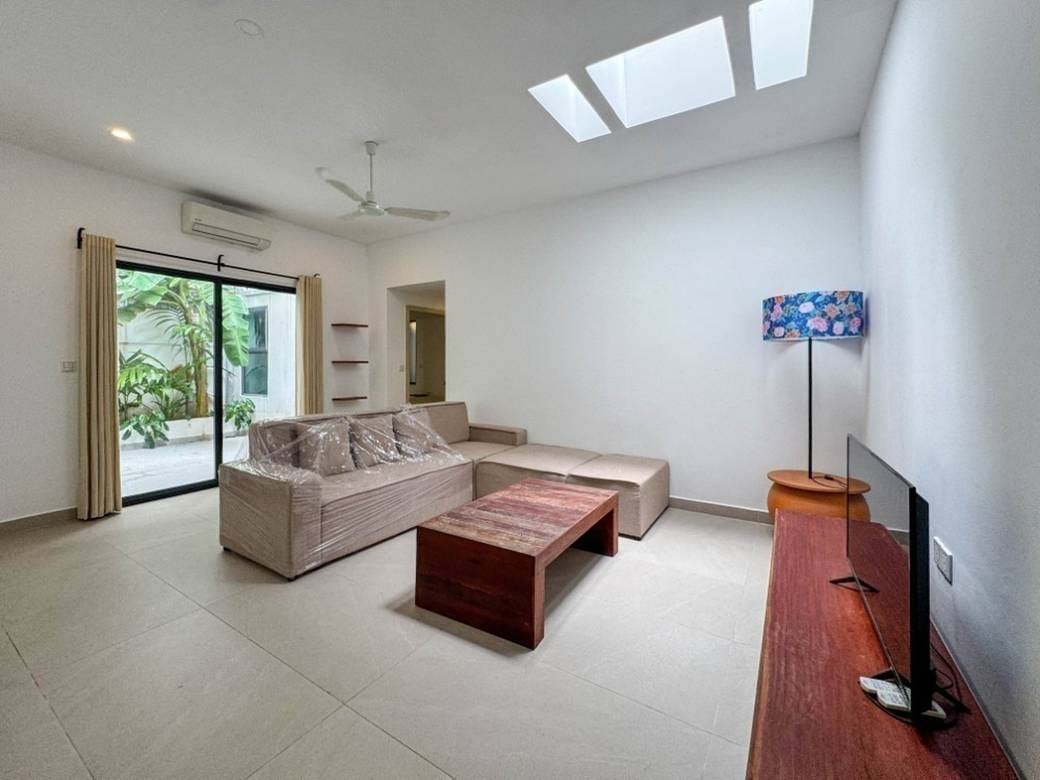 Flat For Rent in Tonle Bassac, Chamkarmon, Phnom Penh
