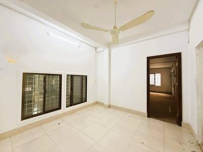 $1,200 Villa