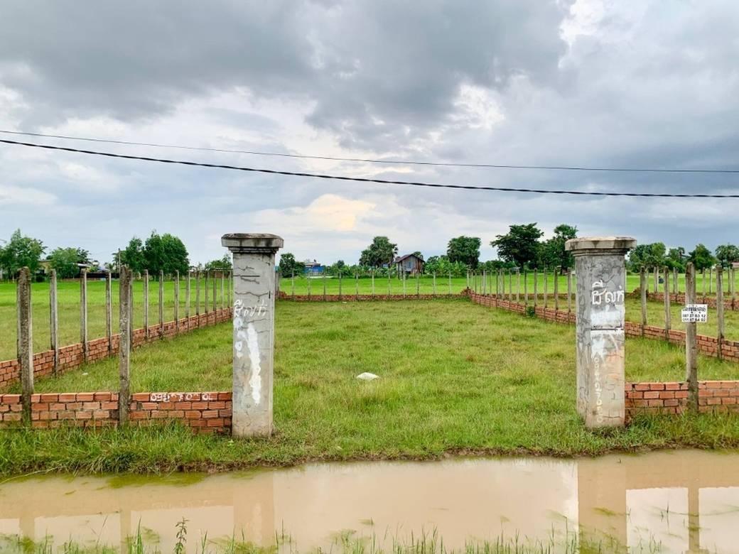 Lot Na prodej in Kandaek, Prasat Bakong, Siem Reap