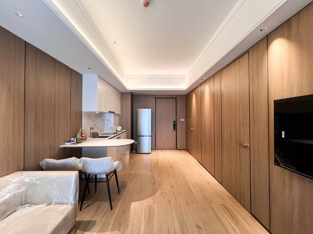 Vue Aston | Zařízeno Condo Na prodej