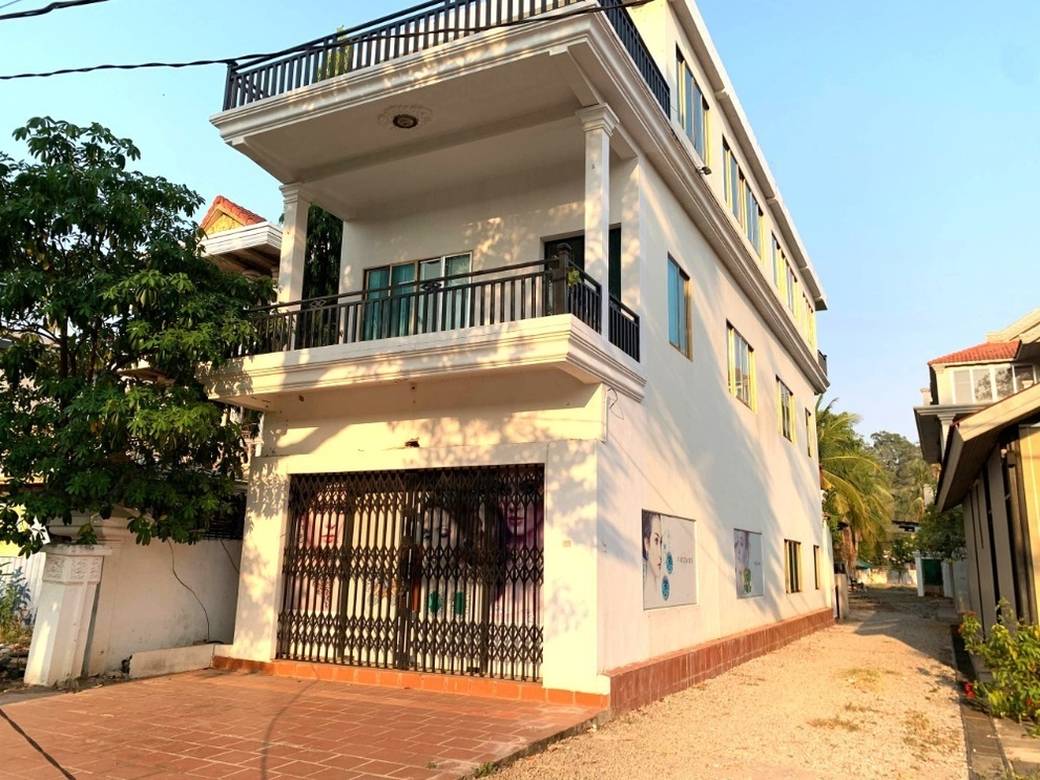 $800 CommercialShophouse