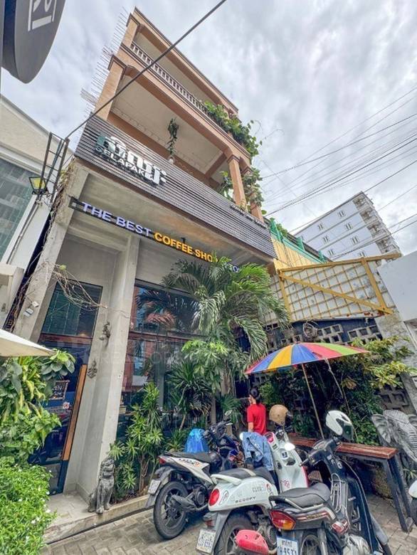 $2,000 CommercialShophouse