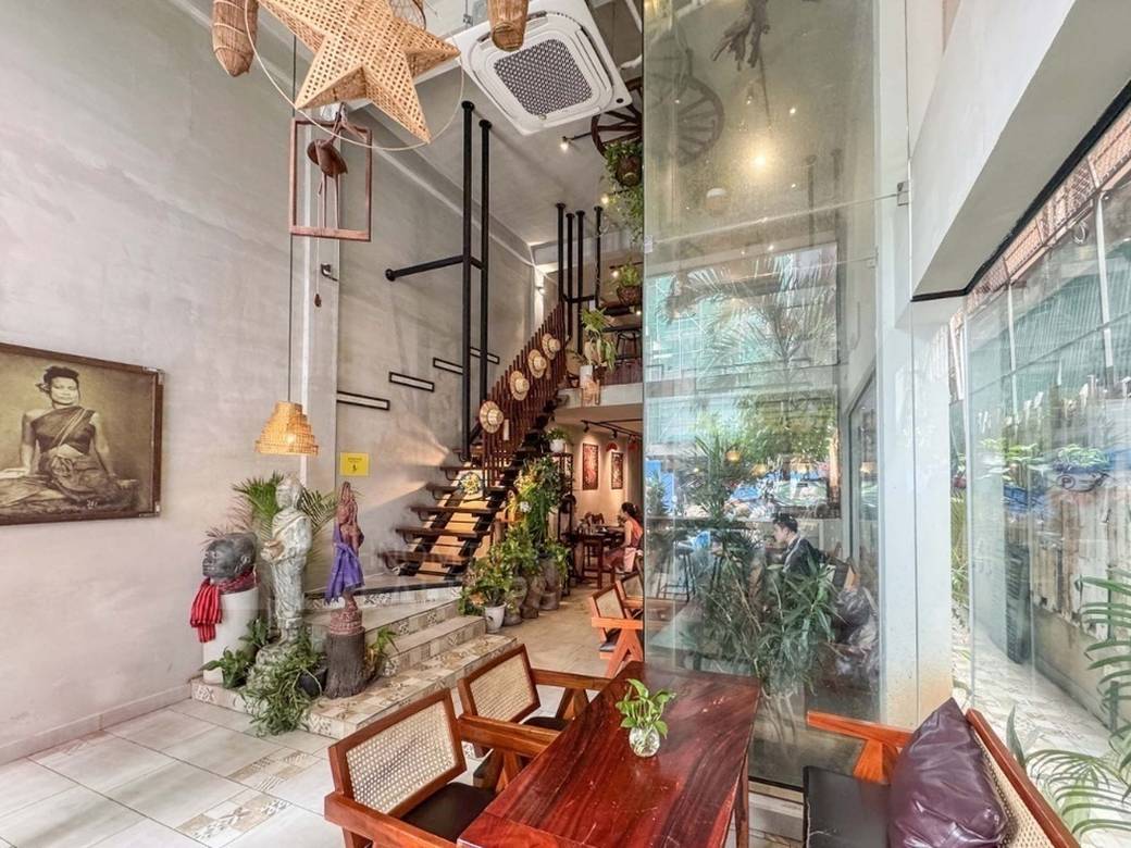 Russian Market | Prime Commercial Space For Rent In Toul Tompoung