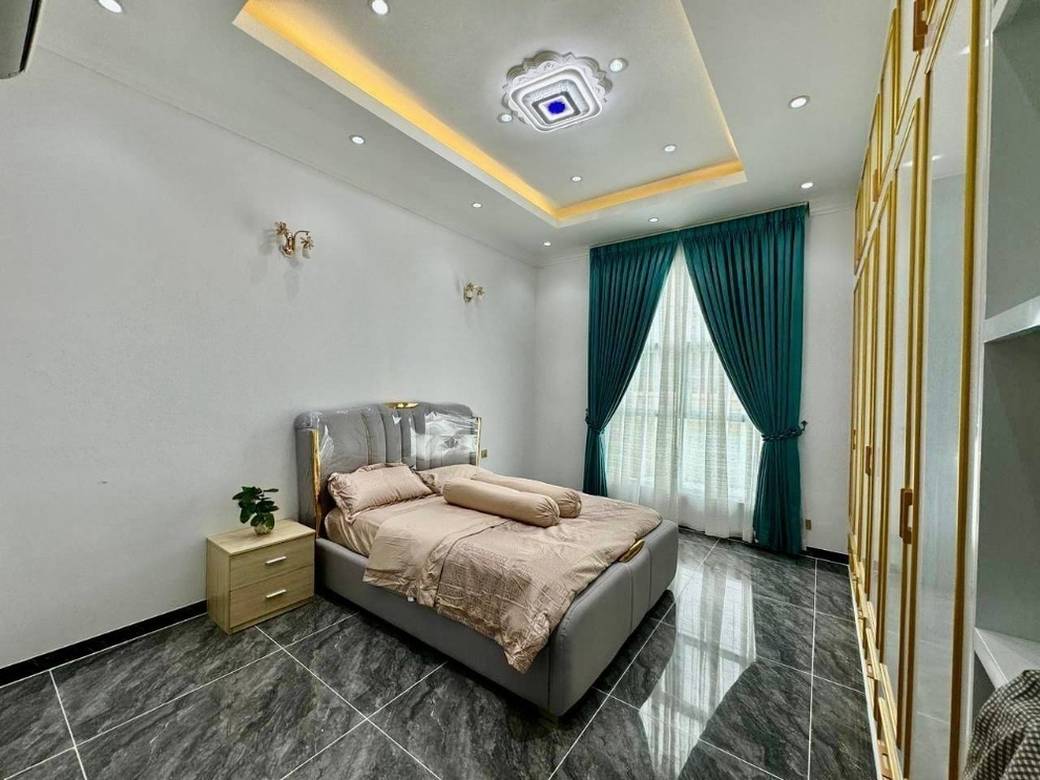 Vila K pronájmu in Chroy Changvar $6,000