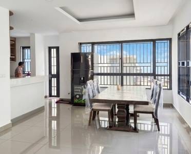 288 sqm Living Size Vila Na prodej in Russey Keo