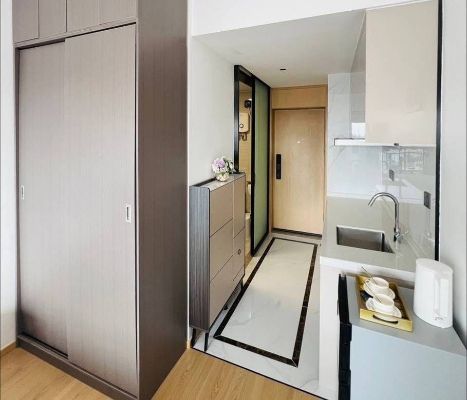 $300 Condo