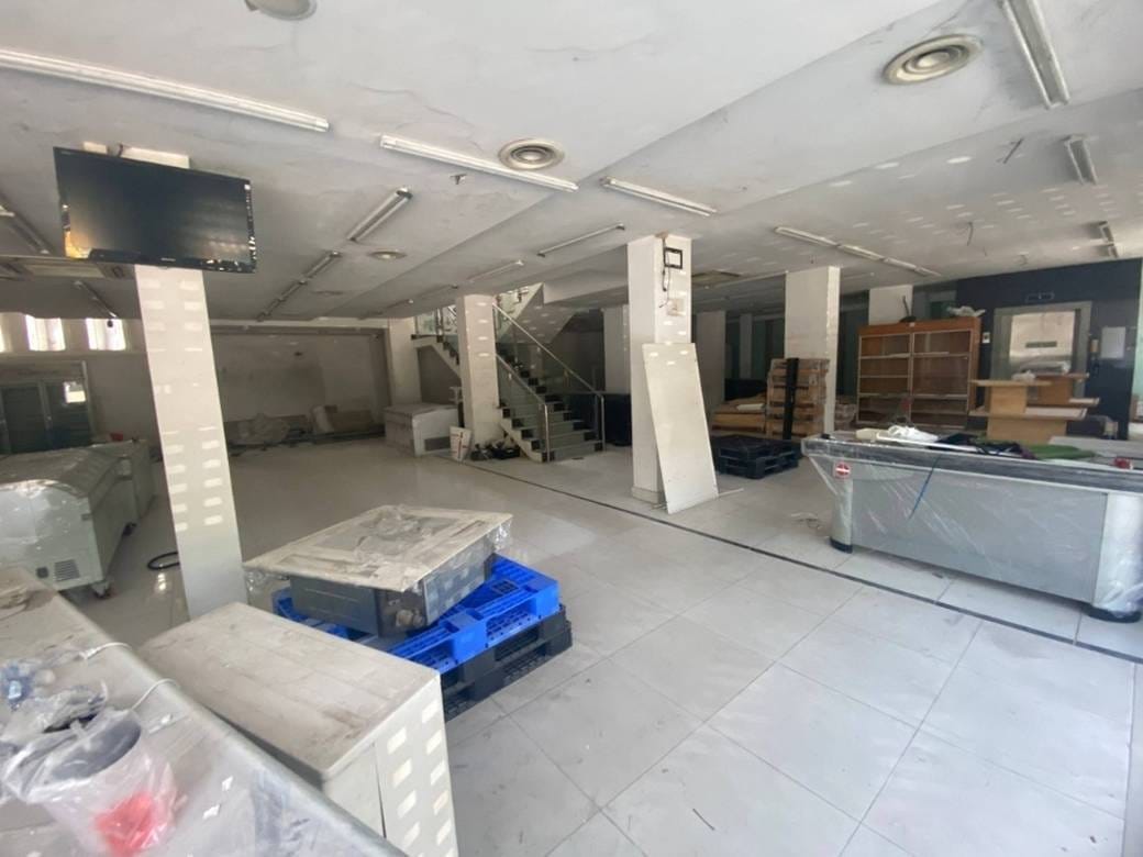 270 sqm Land Size CommercialShophouse K pronájmu