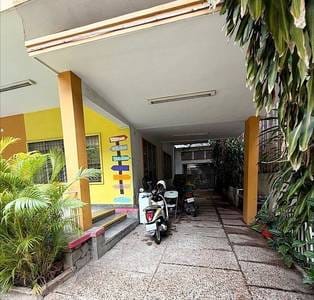 800 sqm Living Size House and lot K pronájmu in 7 Makara