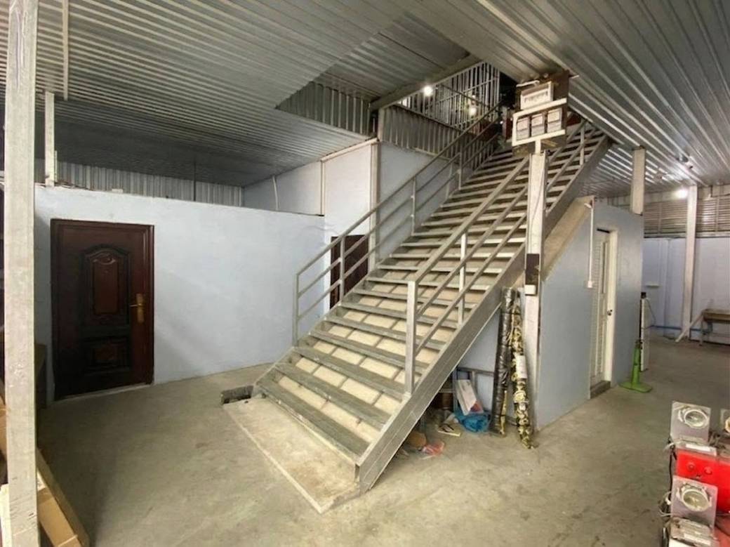 Sklad For Sale & Rent in 7 Makara $2,200,000
