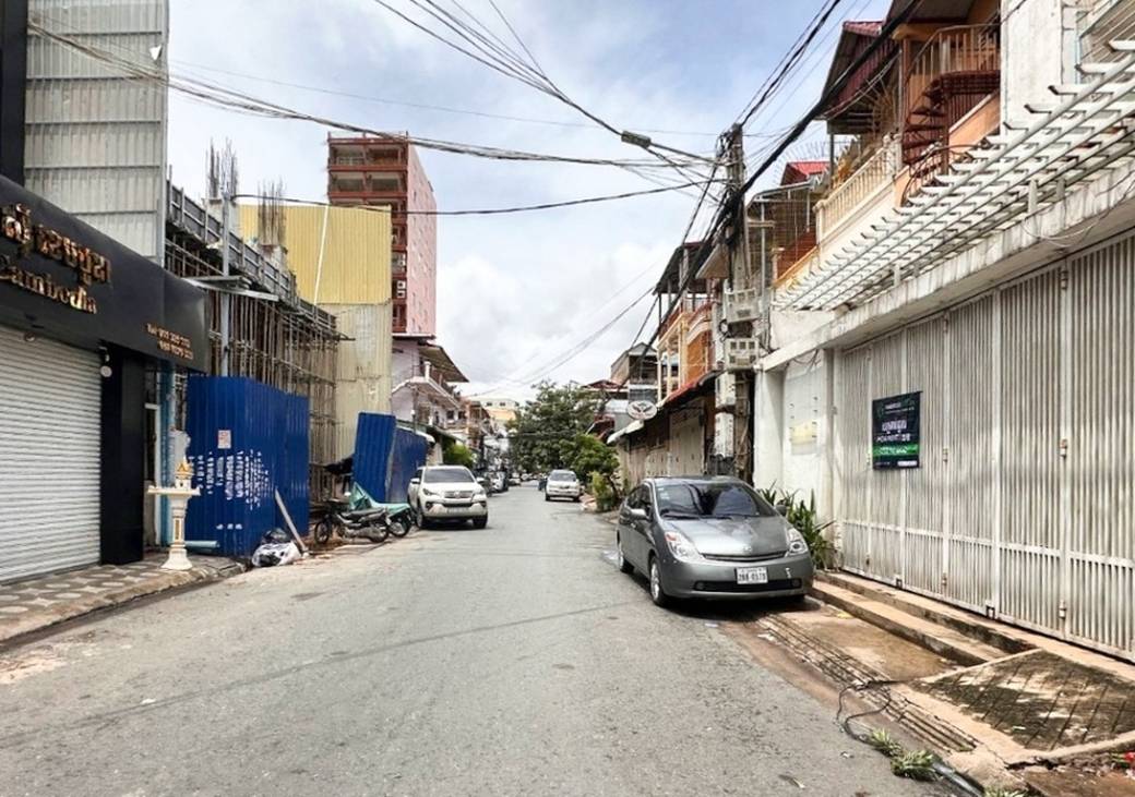 $1,200 Shophouse