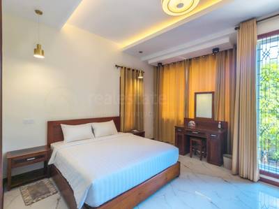 4 Bedrooms Villa For Rent