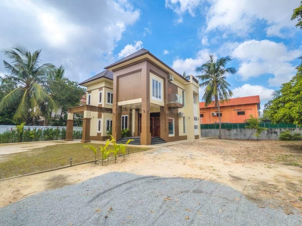 $1,000 Villa