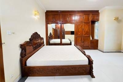 4 Bedrooms Vila K pronájmu for $2,500