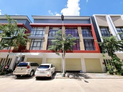 Borey Peng Huoth: The Star Platinum Eco Sunrise | Dom z lokalem handlowym Na wynajem z 4 sypialniami