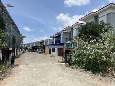 $65,000 Vila