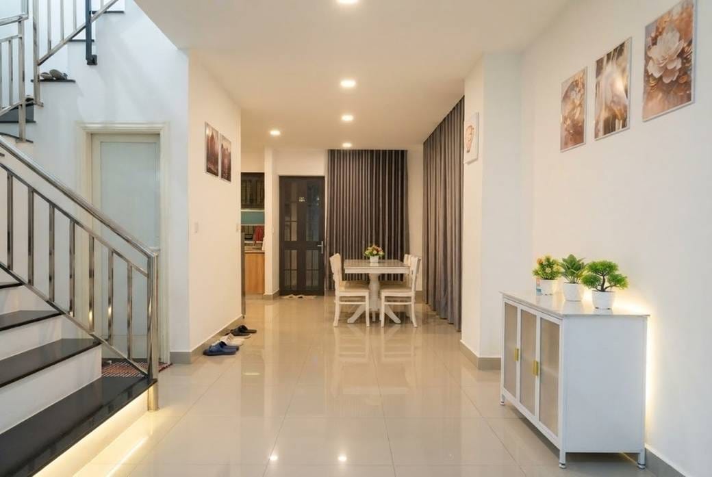 Maison en rangée For Sale & Rent à Chrang Chamres 2, Russey Keo, Phnom Penh