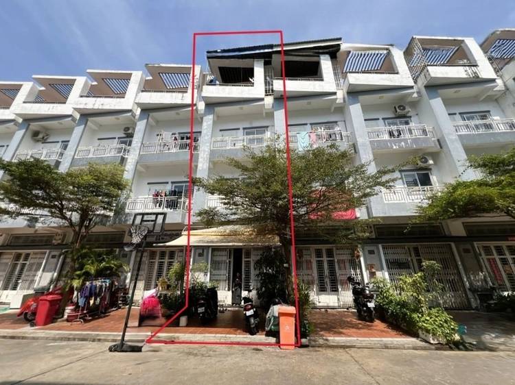 Dom szeregowy Na sprzedaż w Chak Angrae Leu, Meanchey, Phnom Penh
