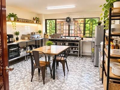 42 sqm Land Size Podnik Na prodej